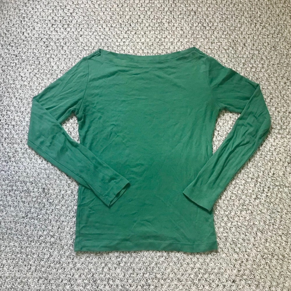 Long sleeve boat neck top